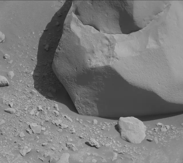 Sol 3926: Mast Camera (Mastcam)