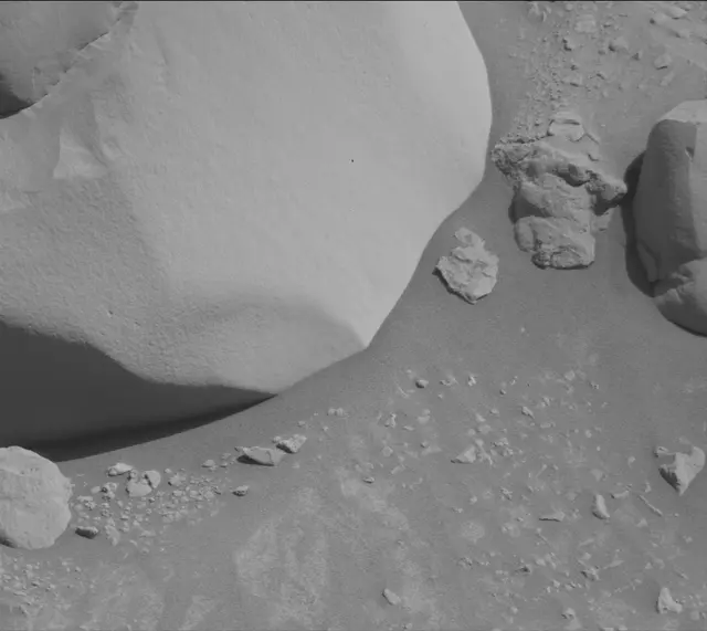 Sol 3926: Mast Camera (Mastcam)