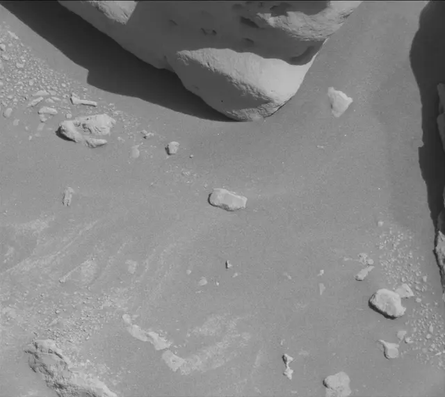 Sol 3926: Mast Camera (Mastcam)