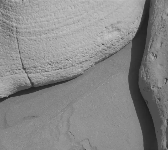 Sol 3926: Mast Camera (Mastcam)