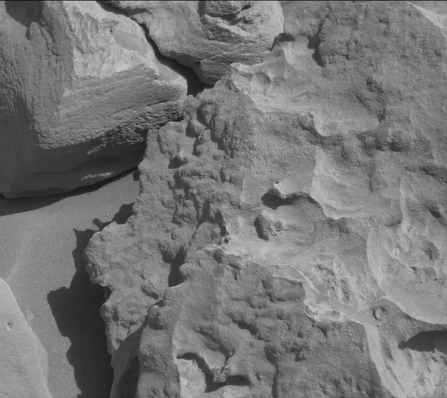 Sol 3926: Mast Camera (Mastcam)