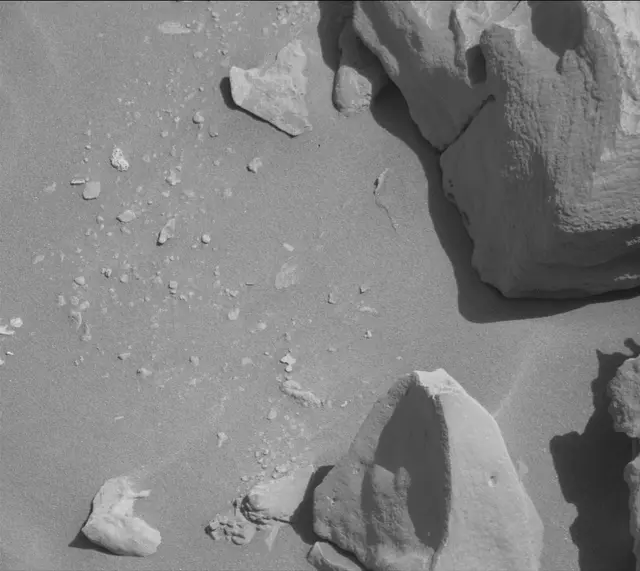 Sol 3926: Mast Camera (Mastcam)
