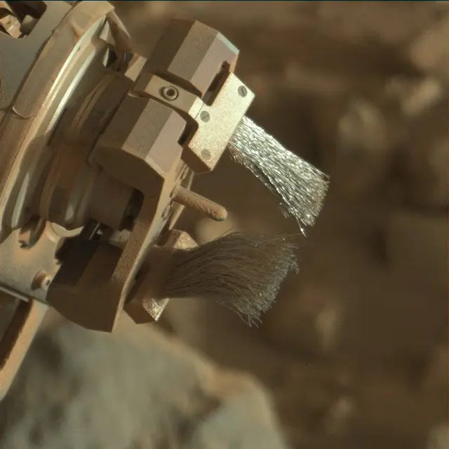 Sol 3926: Mast Camera (Mastcam)
