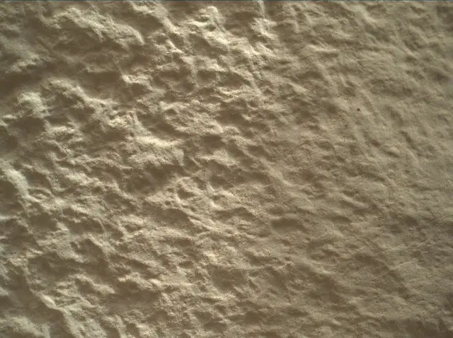 Sol 3926: Mars Hand Lens Imager (MAHLI)