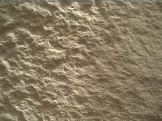 Sol 3926: Mars Hand Lens Imager (MAHLI)