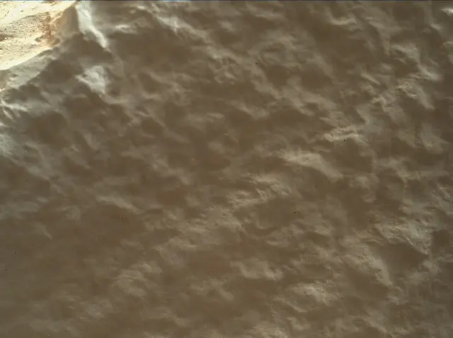 Sol 3926: Mars Hand Lens Imager (MAHLI)