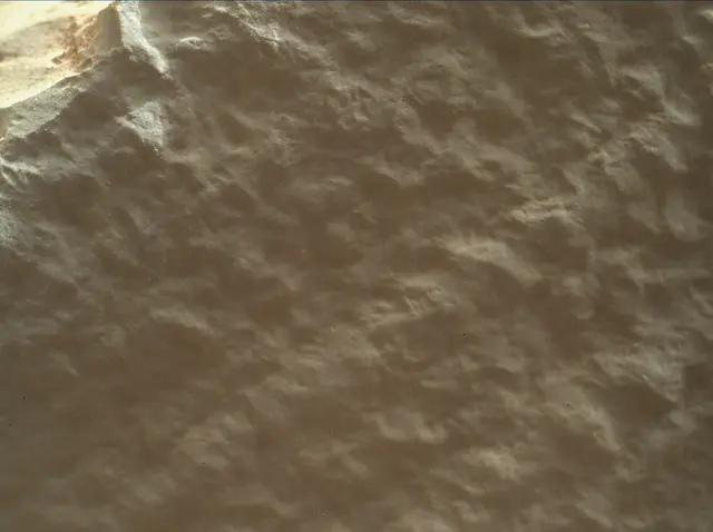 Sol 3926: Mars Hand Lens Imager (MAHLI)