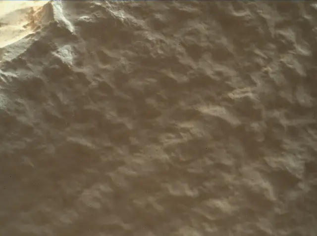 Sol 3926: Mars Hand Lens Imager (MAHLI)
