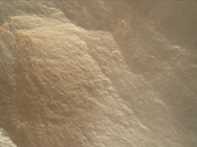 Sol 3926: Mars Hand Lens Imager (MAHLI)