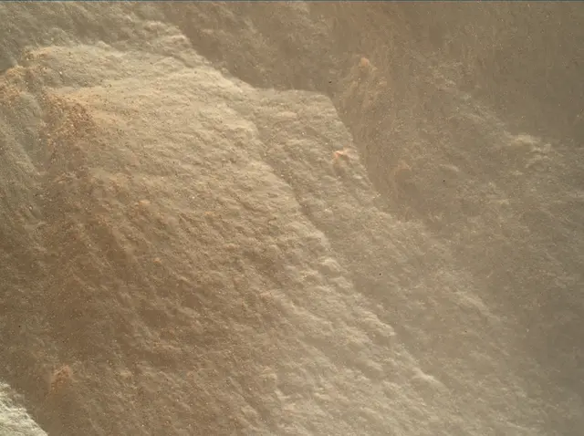 Sol 3926: Mars Hand Lens Imager (MAHLI)