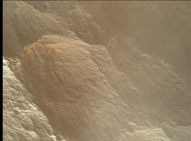 Sol 3926: Mars Hand Lens Imager (MAHLI)