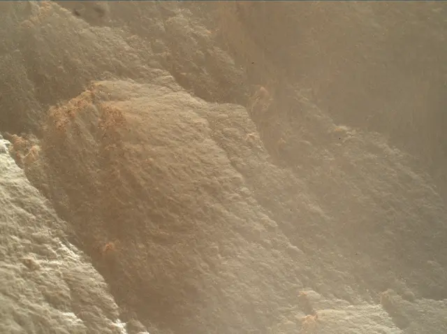 Sol 3926: Mars Hand Lens Imager (MAHLI)