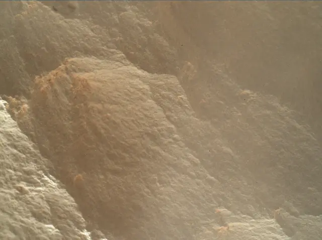 Sol 3926: Mars Hand Lens Imager (MAHLI)