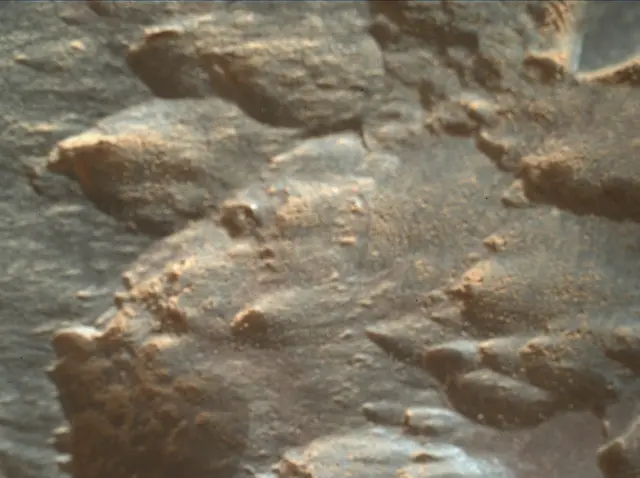 Sol 3926: Mars Hand Lens Imager (MAHLI)