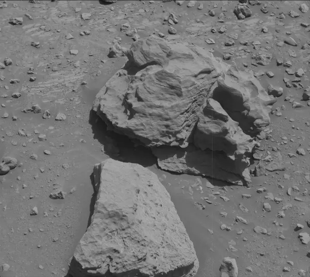 Sol 3927: Mast Camera (Mastcam)