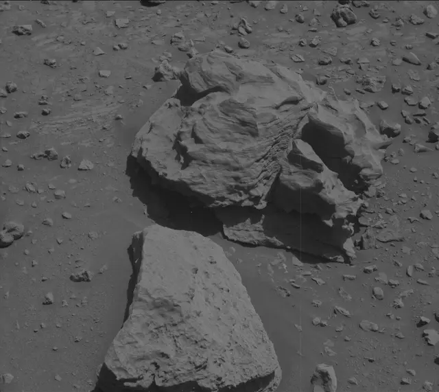 Sol 3927: Mast Camera (Mastcam)