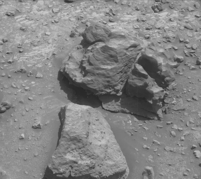 Sol 3927: Mast Camera (Mastcam)