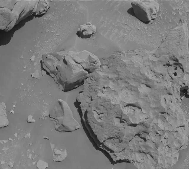 Sol 3928: Mast Camera (Mastcam)