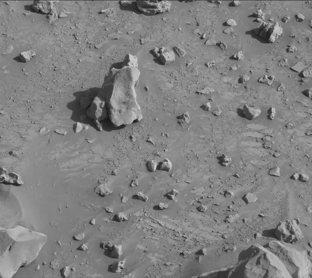 Sol 3928: Mast Camera (Mastcam)