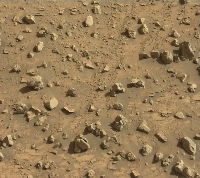 Sol 3928: Mast Camera (Mastcam)