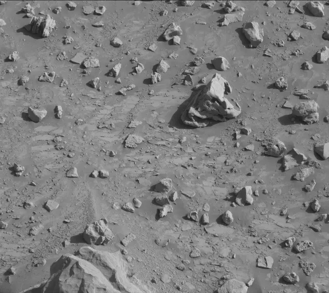 Sol 3928: Mast Camera (Mastcam)