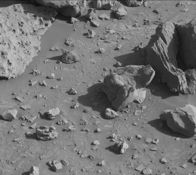 Sol 3928: Mast Camera (Mastcam)