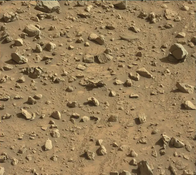 Sol 3928: Mast Camera (Mastcam)