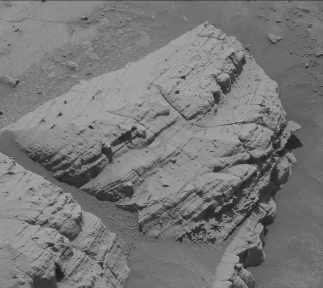 Sol 3928: Mast Camera (Mastcam)