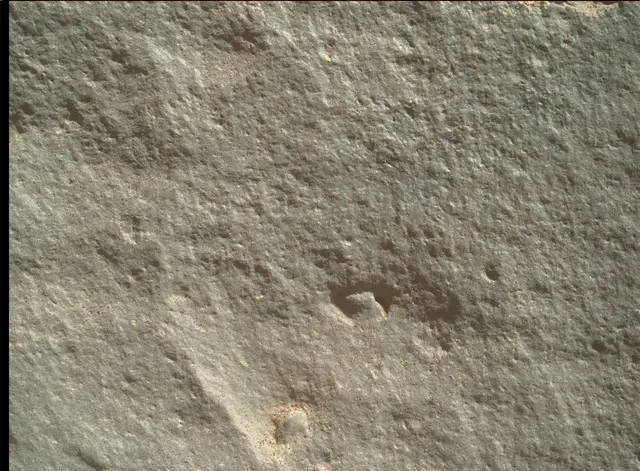 Sol 3928: Mars Hand Lens Imager (MAHLI)