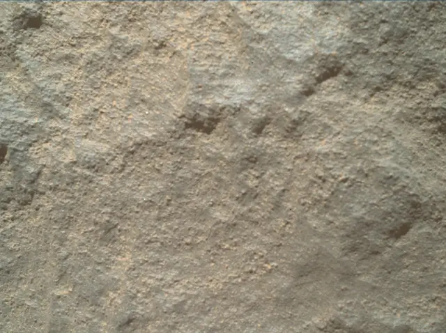 Sol 3928: Mars Hand Lens Imager (MAHLI)