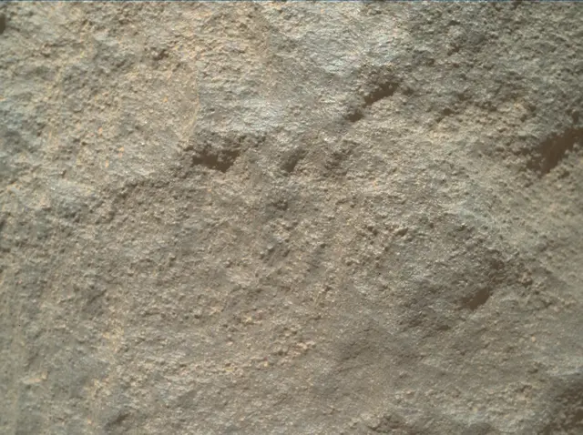 Sol 3928: Mars Hand Lens Imager (MAHLI)