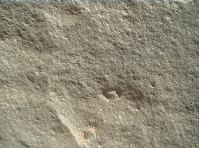 Sol 3928: Mars Hand Lens Imager (MAHLI)
