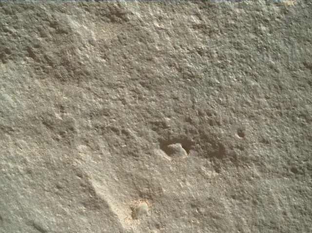 Sol 3928: Mars Hand Lens Imager (MAHLI)