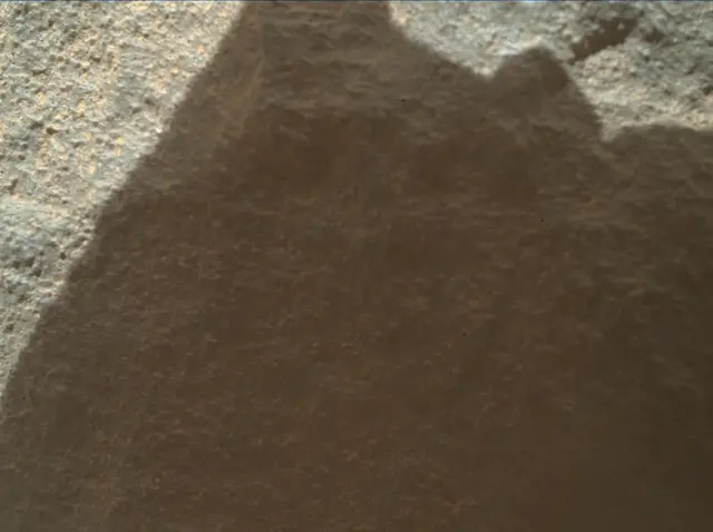 Sol 3928: Mars Hand Lens Imager (MAHLI)