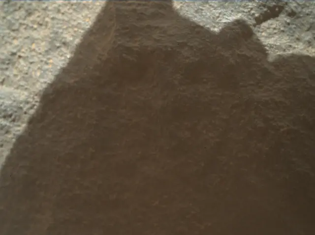 Sol 3928: Mars Hand Lens Imager (MAHLI)
