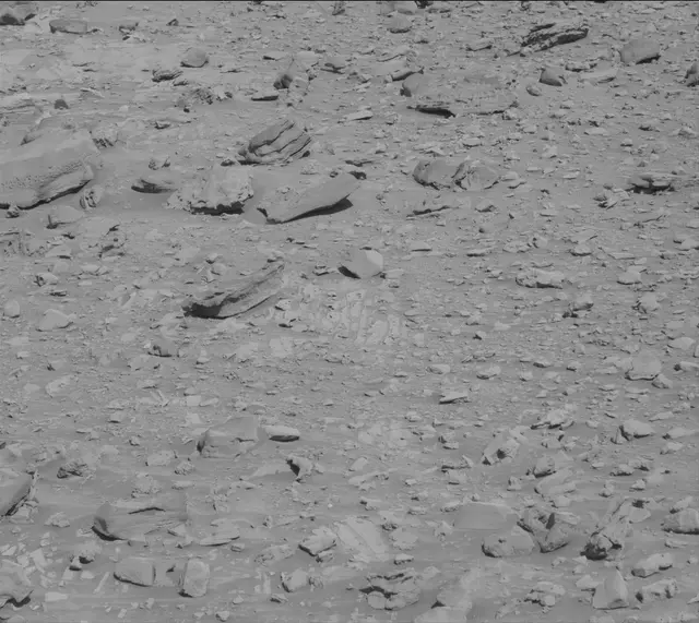 Sol 3930: Mast Camera (Mastcam)