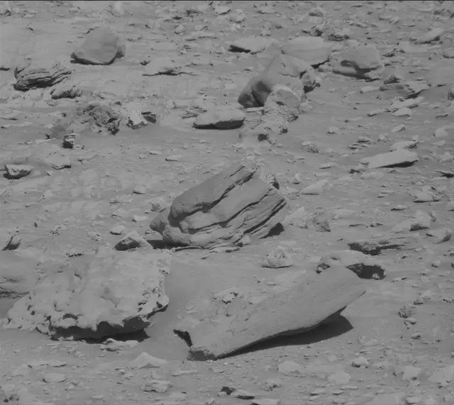 Sol 3930: Mast Camera (Mastcam)