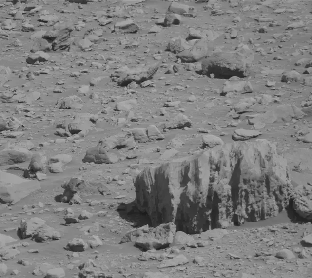 Sol 3930: Mast Camera (Mastcam)