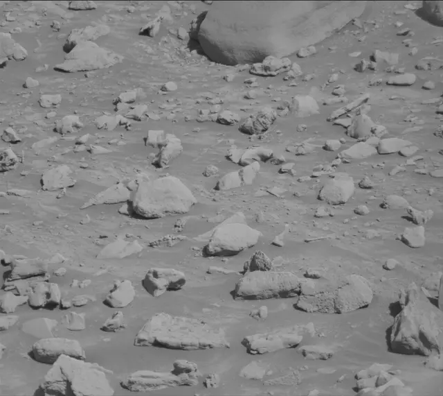 Sol 3930: Mast Camera (Mastcam)