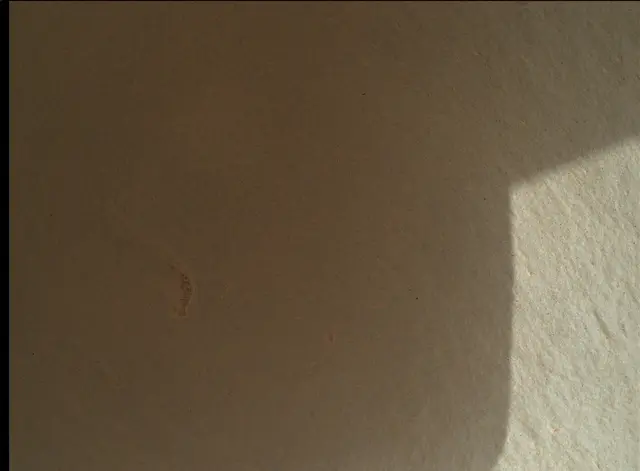 Sol 3930: Mars Hand Lens Imager (MAHLI)
