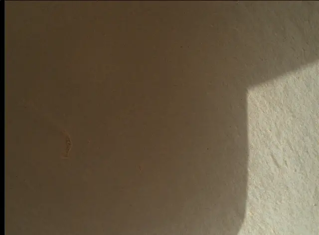 Sol 3930: Mars Hand Lens Imager (MAHLI)
