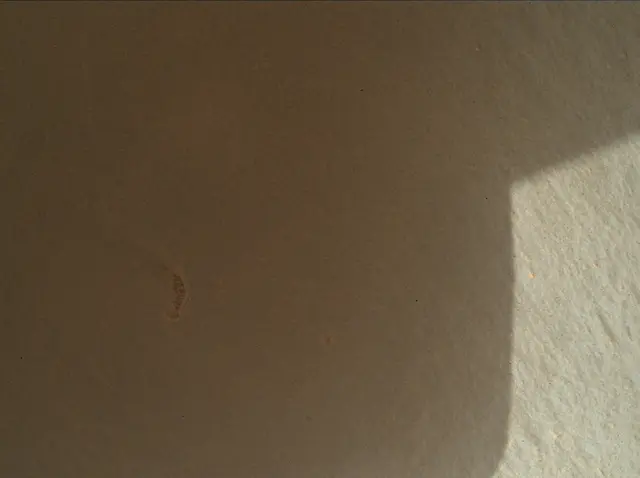 Sol 3930: Mars Hand Lens Imager (MAHLI)