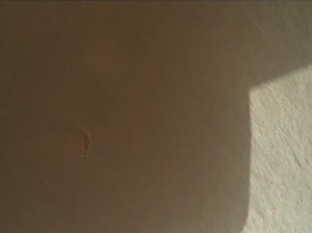 Sol 3930: Mars Hand Lens Imager (MAHLI)