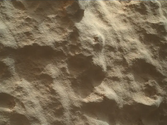 Sol 3930: Mars Hand Lens Imager (MAHLI)