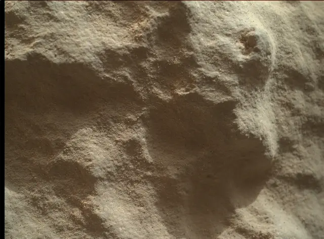 Sol 3930: Mars Hand Lens Imager (MAHLI)