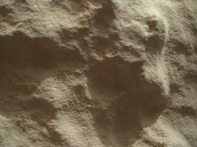 Sol 3930: Mars Hand Lens Imager (MAHLI)