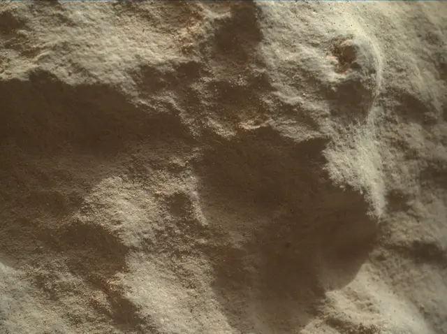 Sol 3930: Mars Hand Lens Imager (MAHLI)