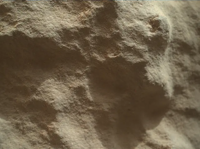 Sol 3930: Mars Hand Lens Imager (MAHLI)