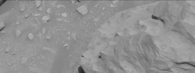 Sol 3931: Mast Camera (Mastcam)
