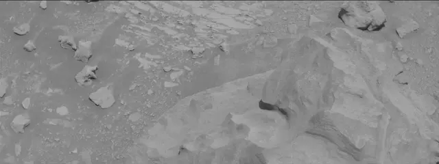 Sol 3931: Mast Camera (Mastcam)